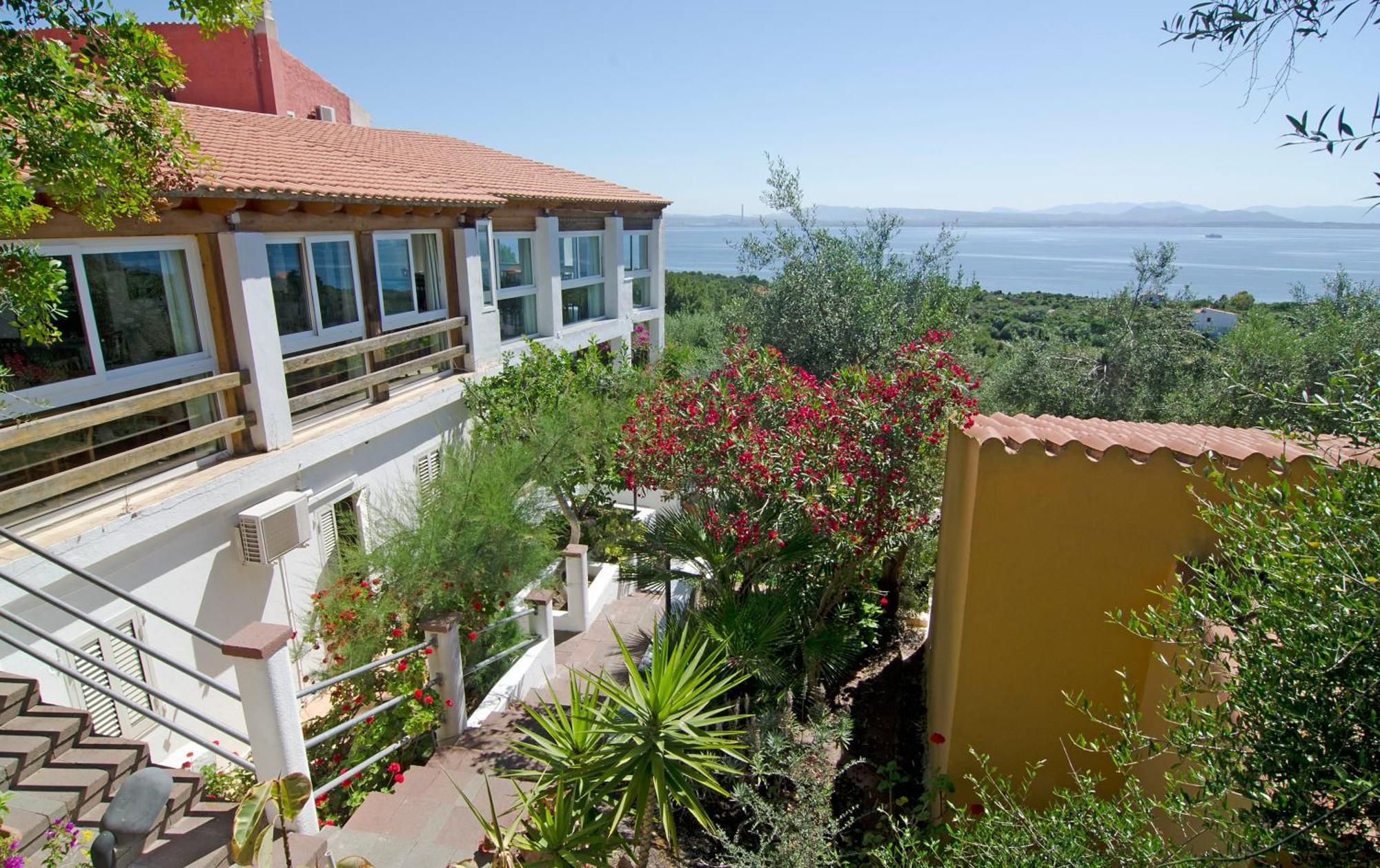 Hotel Paola Carloforte Kültér fotó